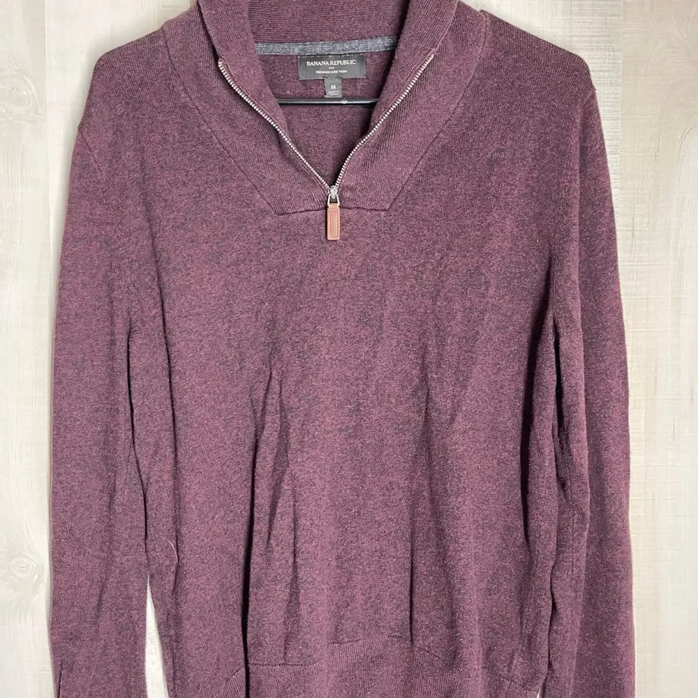 Banana Republic‎ long sleeve pullover purple 1/4 zip sweater, size. Medium